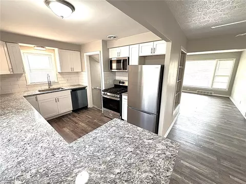 Kitchen - 1696 E 236th St, Euclid, OH 44117 photo 4 of 9
