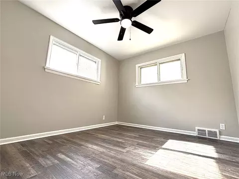Bedroom - 1696 E 236th St, Euclid, OH 44117 photo 2 of 2