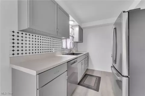 Kitchen - 608 Maplewood Ave, Struthers, OH 44471 photo 1 of 3