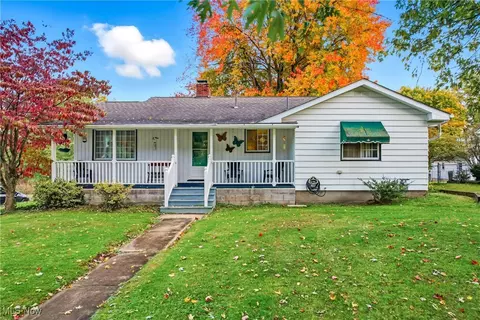 1507 Westover Dr SE, Warren, OH 44484