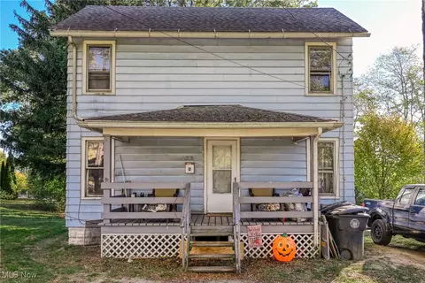 2303 6th St SW, Akron, OH 44314