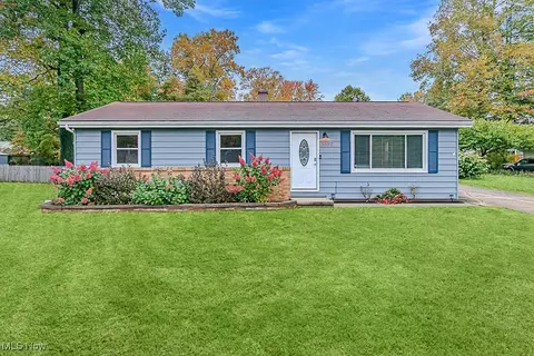 5592 Hopkins Rd, Mentor, OH 44060