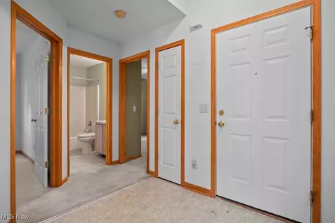 Entry Way - 222 Stonehedge Dr, Elyria, OH 44035 photo 2 of 2