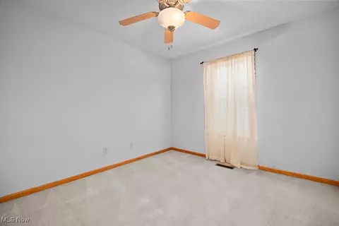 Bedroom - 222 Stonehedge Dr, Elyria, OH 44035 photo 4 of 8