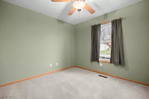 Bedroom - 222 Stonehedge Dr, Elyria, OH 44035 photo 3 of 8