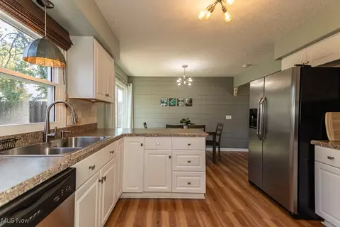 951 Shadowrow Ave, Willoughby, OH 44094 photo 12