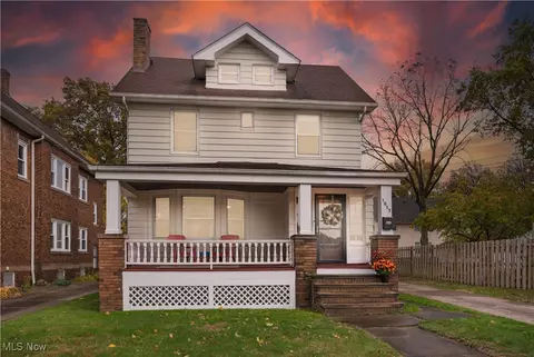 1017 Spring Rd, Cleveland, OH 44109