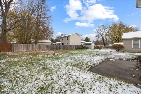 132 Warden Ave, Elyria, OH 44035 photo 32