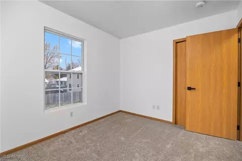 132 Warden Ave, Elyria, OH 44035 photo 28