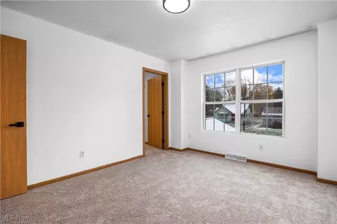 132 Warden Ave, Elyria, OH 44035 photo 25