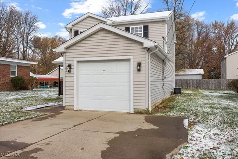 132 Warden Ave, Elyria, OH 44035 photo 31