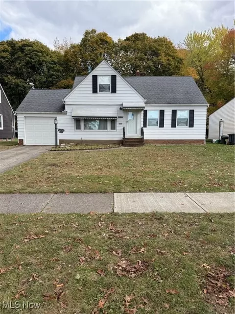 1291 Haverston Rd, Lyndhurst, OH 44124