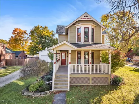530 S Court St, Medina, OH 44256