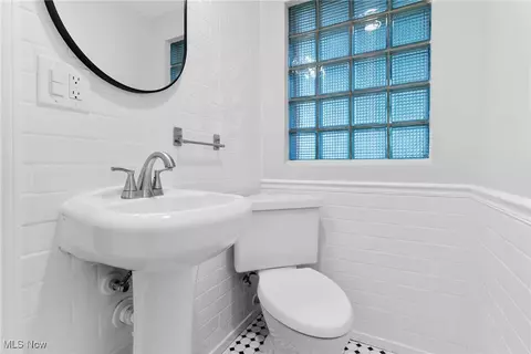 Bath - 36725 Pettibone Rd, Solon, OH 44139 photo 2 of 2