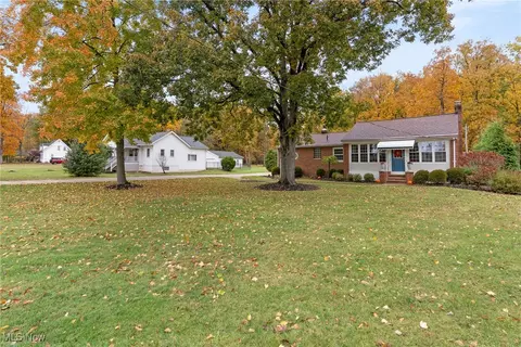 Exterior - 36725 Pettibone Rd, Solon, OH 44139 photo 10 of 12