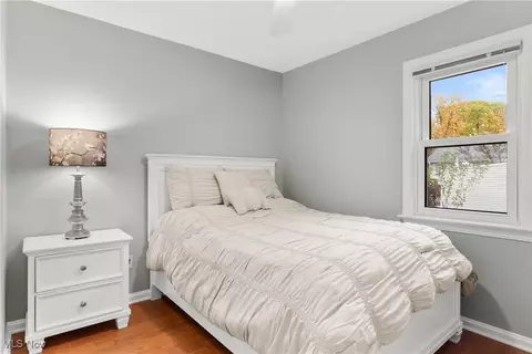 Bedroom - 36725 Pettibone Rd, Solon, OH 44139 photo 2 of 4