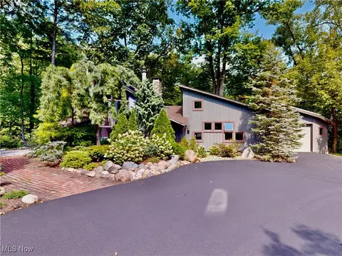 7236 Cascade Rd, Painesville, OH 44077