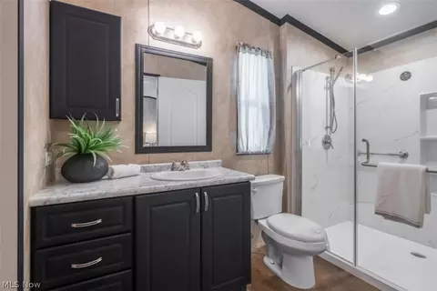 28 W Philadelphia Ave, Youngstown, OH 44507