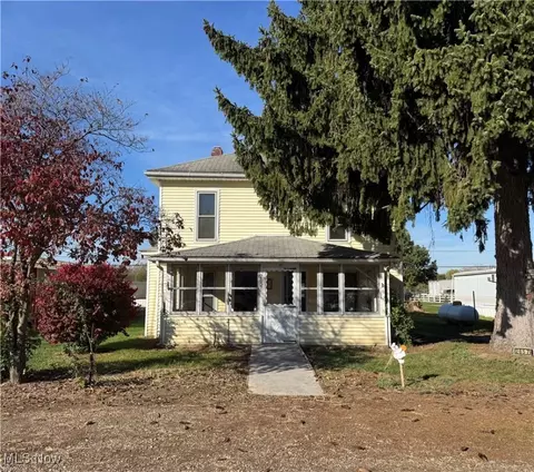 2657 S 7th St, Coshocton, OH 43812