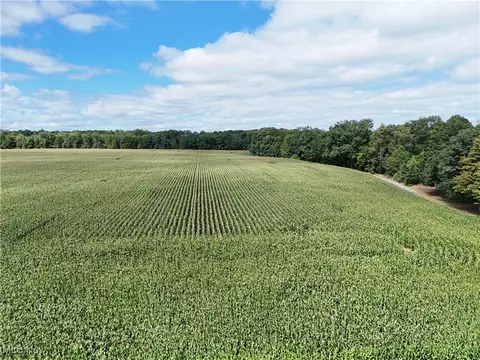 Fletcher Rd, Middlefield, OH 44062 photo 4