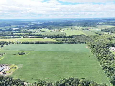Fletcher Rd, Middlefield, OH 44062 photo 11