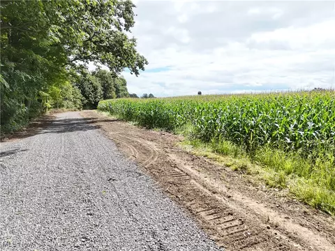 Fletcher Rd, Middlefield, OH 44062 photo 8