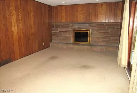 Living - 4805 Maple Hill Dr, Seven Hills, OH 44131 photo 8 of 8