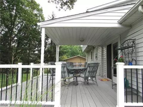 Exterior - 4805 Maple Hill Dr, Seven Hills, OH 44131 photo 5 of 8