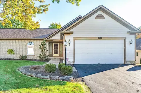 50 Montgomery Dr #2, Canfield, OH 44406