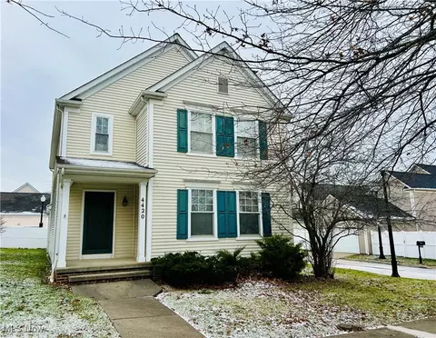 4420 Archer Rd, Cleveland, OH 44105