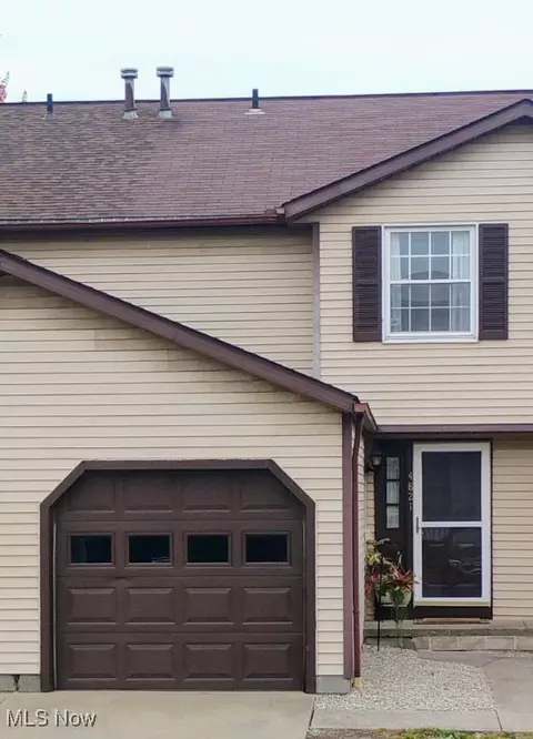 4821 Grafton Rd, Brunswick Hills, OH 44212