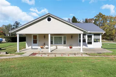 5631 Marietta Rd SE, New Lexington, OH 43764