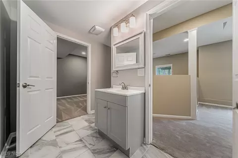 5270 Brainard Rd, Solon, OH 44139 photo 35