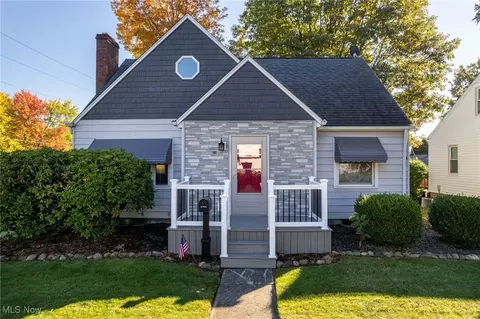 98 N 5th St, Rittman, OH 44270