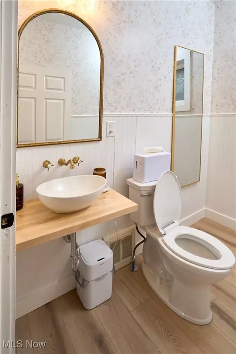 5432 State Rd, Parma, OH 44134 photo 9