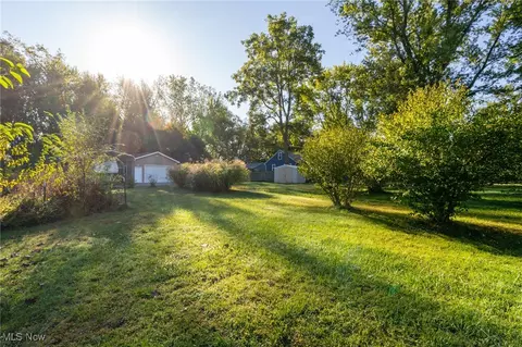 Exterior - 5877 Ford Rd, Elyria, OH 44035 photo 6 of 13