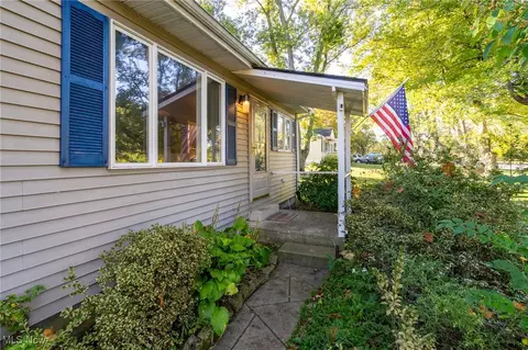 Exterior - 5877 Ford Rd, Elyria, OH 44035 photo 13 of 13