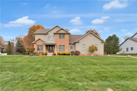94 Alabaster Ave, Canfield, OH 44406