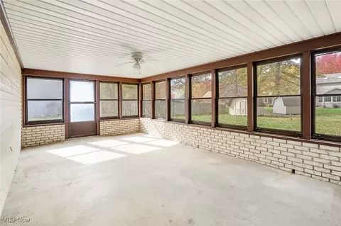 Exterior - 7692 W Parkside Dr, Boardman, OH 44512 photo 6 of 12