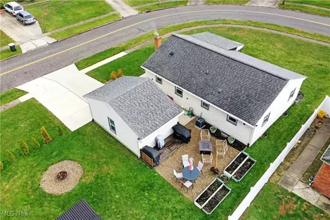 View/Area - 940 Edenridge Dr, Boardman, OH 44512 photo 6 of 6