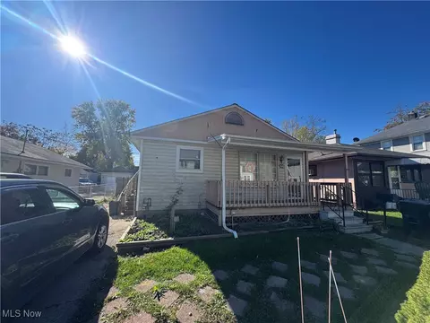 244 13th St, Elyria, OH 44035
