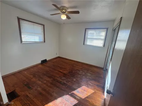 244 13th St, Elyria, OH 44035 photo 7