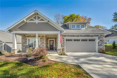 7581 Canterwood Trl, Concord, OH 44060