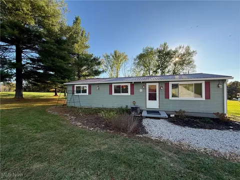 7771 Buckhorn Cv, Millersburg, OH 44654