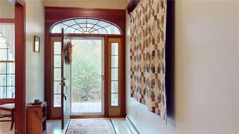 Entry Way - 4255 River Rd, Perry, OH 44081 photo 1 of 4
