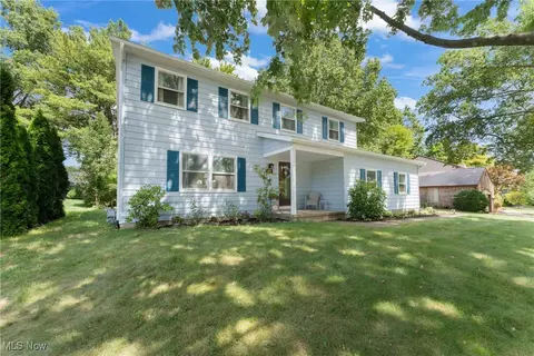 458 Mather Hill Dr, Wooster, OH 44691