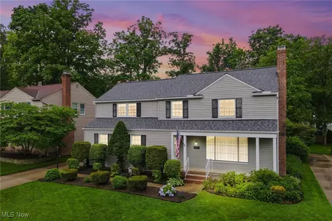 1120 Croyden Rd, Lyndhurst, OH 44124