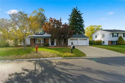 1209 Greenacre Dr, Cambridge, OH 43725