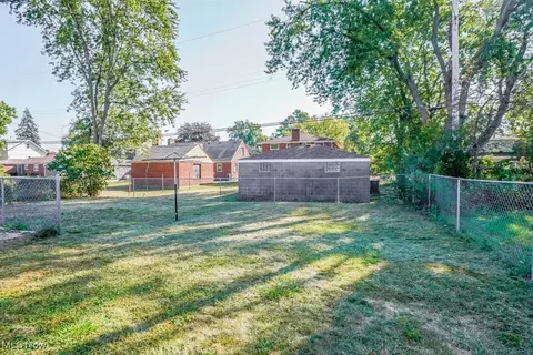 144 Aultman Ave NW, Canton, OH 44708 photo 32
