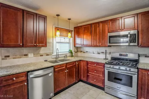 144 Aultman Ave NW, Canton, OH 44708 photo 12
